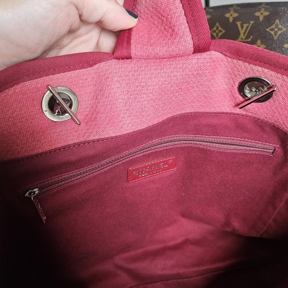 Chanel Deauville Tote Red Canvas 31 Rue Cambon - Picture 14 of 16